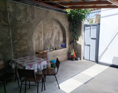 Аренда дома с отдельным двором